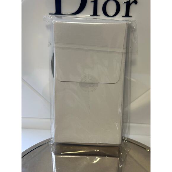 Dior Friendship Keychain Bag Charm Key Ring - Limited Edition - NEW in BOX - Picture 3 of 3